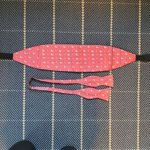 Vineyard Vines Pink with Blue Crabs Cummerbund Set